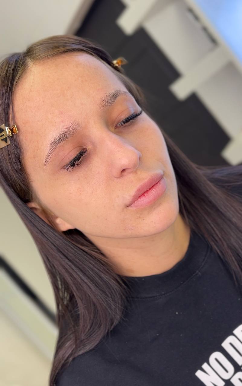 Ламинирование бровей — фото до